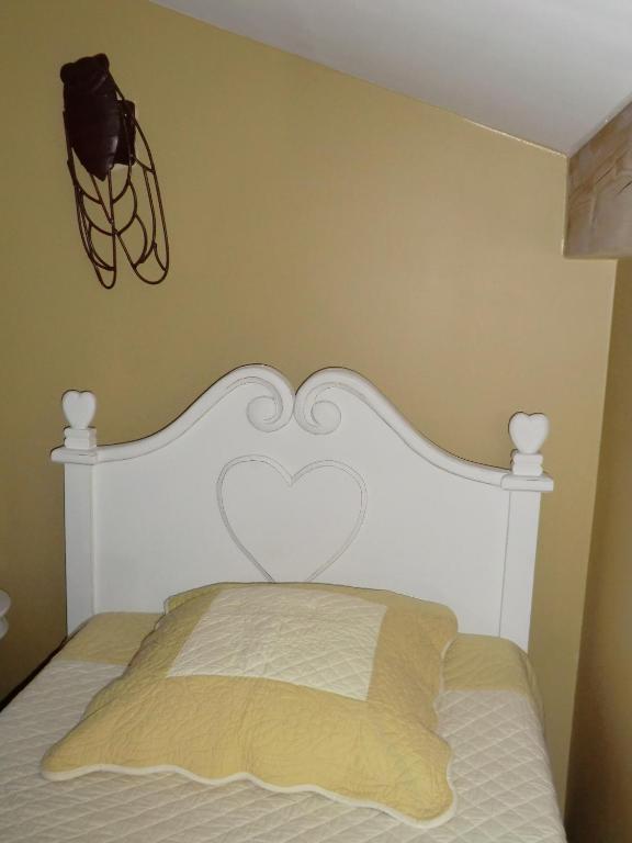 La Bastide De Fontaille Bed and Breakfast Saint-Félicien Rum bild