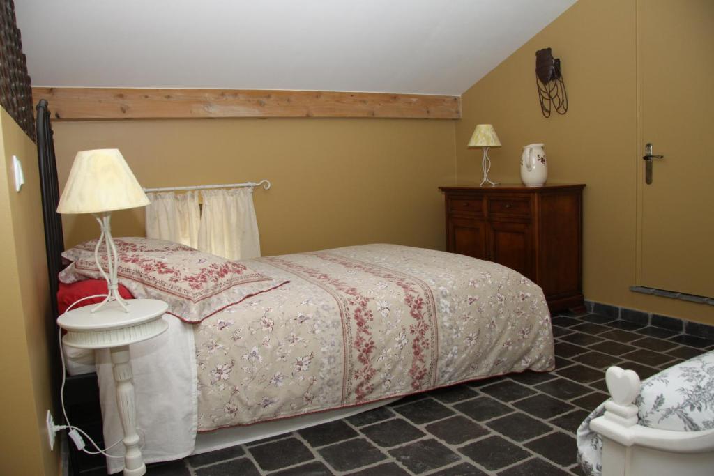 La Bastide De Fontaille Bed and Breakfast Saint-Félicien Rum bild